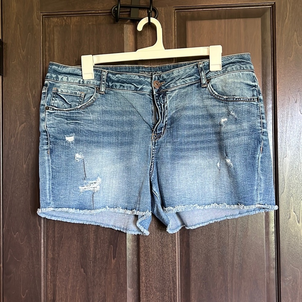 Maurices Jean Shorts Sz 20